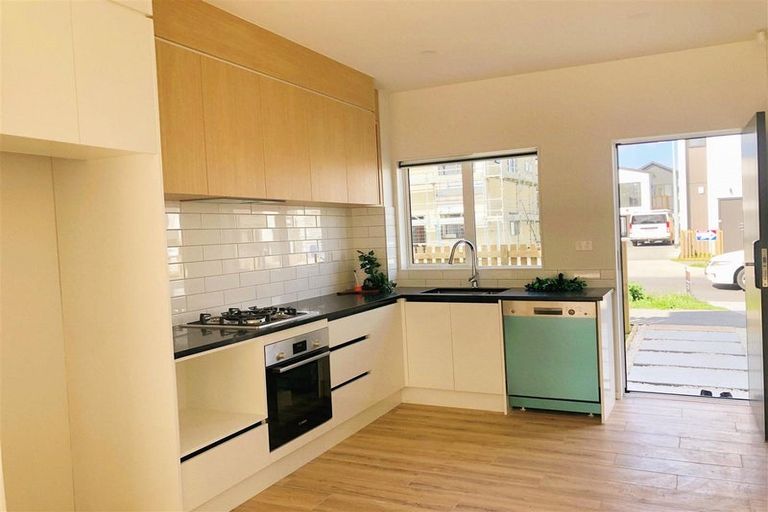 Photo of property in 51 Opoka Street, Papakura, 2110