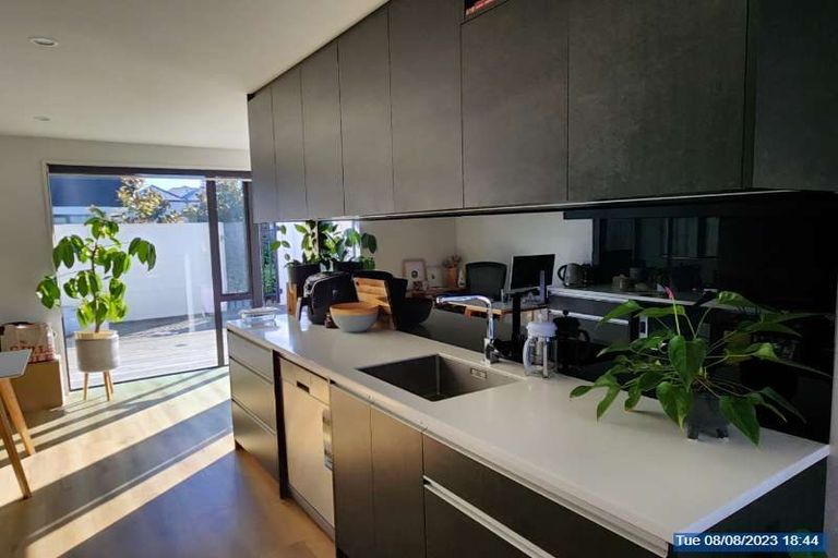 Photo of property in 65a Osborne Street, Waltham, Christchurch, 8011