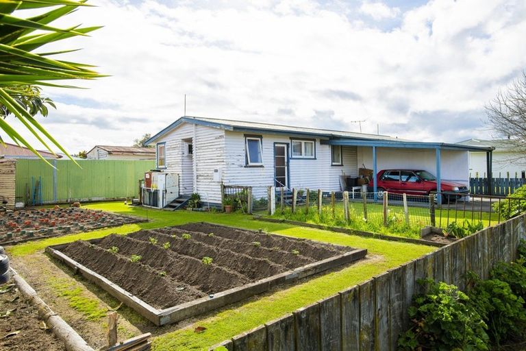 Photo of property in 71 Macdonald Street, Elgin, Gisborne, 4010