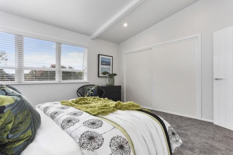 Photo of property in 1/139 Nile Road, Milford, Auckland, 0620