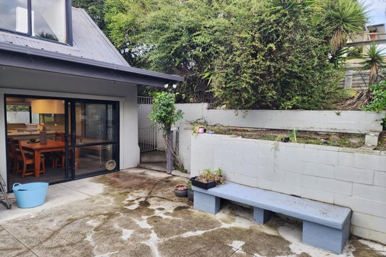 Photo of property in 9 Janice Place, Mount Pleasant, Christchurch, 8081
