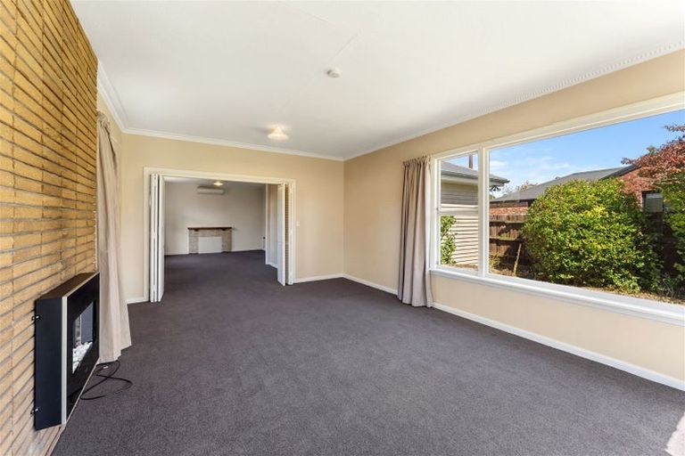 Photo of property in 71 Glandovey Road, Fendalton, Christchurch, 8052