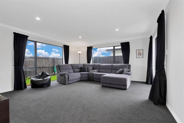 Photo of property in 53 Macphail Avenue, Rangiora, 7400