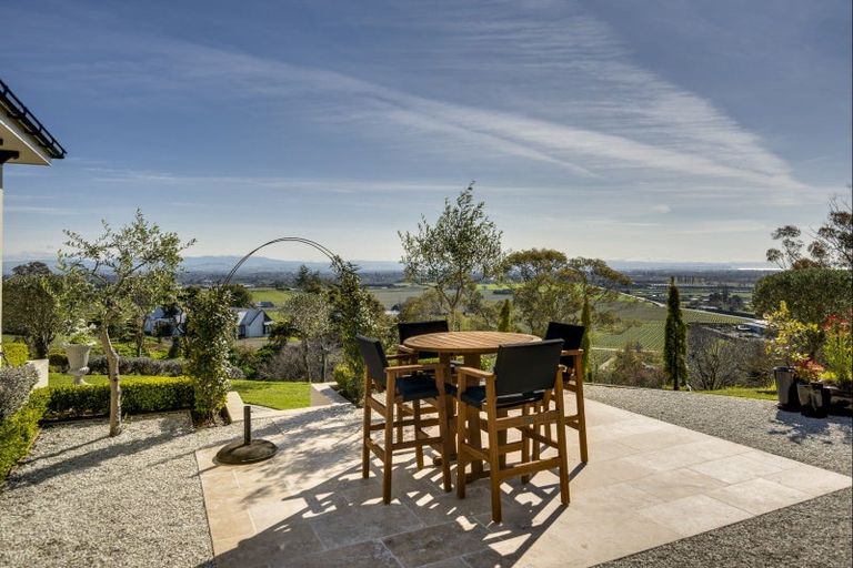 Photo of property in 42 Mclean Road, Havelock North, 4294