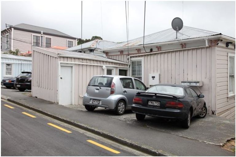 Photo of property in 1/12 Bidwill Street, Mount Cook, Wellington, 6021