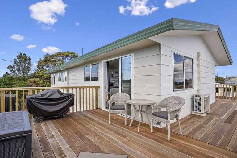 Photo of property in 2 Ngaparaoa Drive, Maketu, Te Puke, 3189