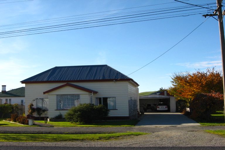 Photo of property in 25 Huron Street, East Gore, Gore, 9710