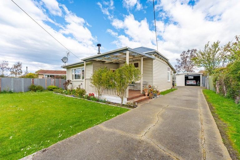 Photo of property in 15 Queen Street, Parkside, Timaru, 7910