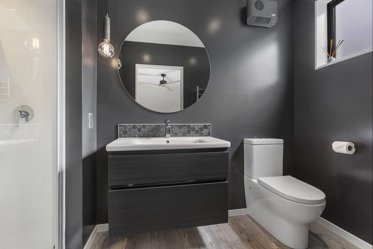 Photo of property in 20 Obelisk Street, Wanaka, 9305