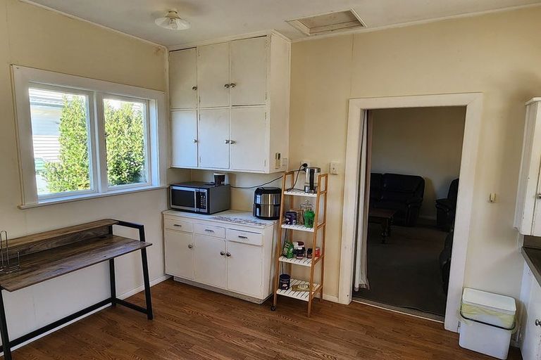 Photo of property in 37 Hume Street, Alicetown, Lower Hutt, 5010