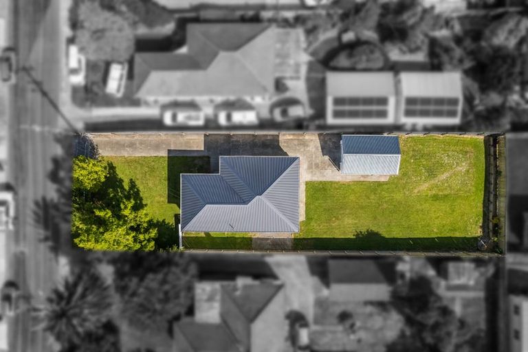 Photo of property in 15 Totara Street, Wainuiomata, Lower Hutt, 5014