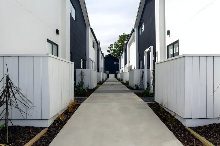 Photo of property in 4/221 Armagh Street, Christchurch Central, Christchurch, 8011