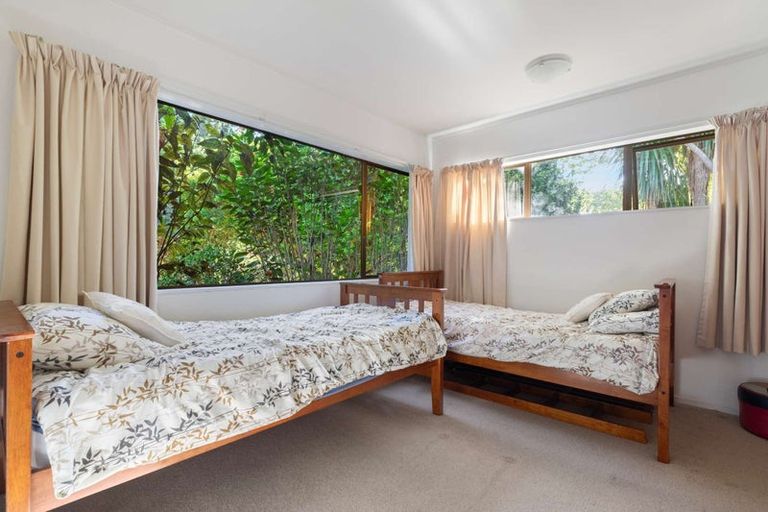 Photo of property in 4 Cemetery Road, Waiuku, 2123