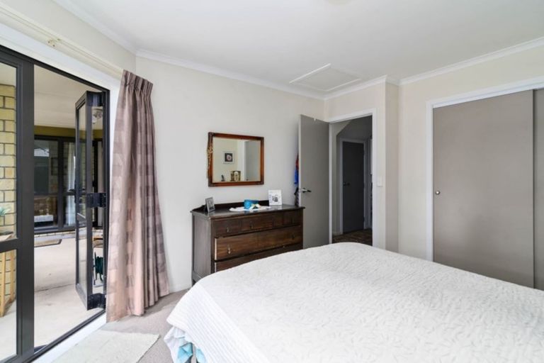 Photo of property in 55/64 Kawaha Point Road, Kawaha Point, Rotorua, 3010