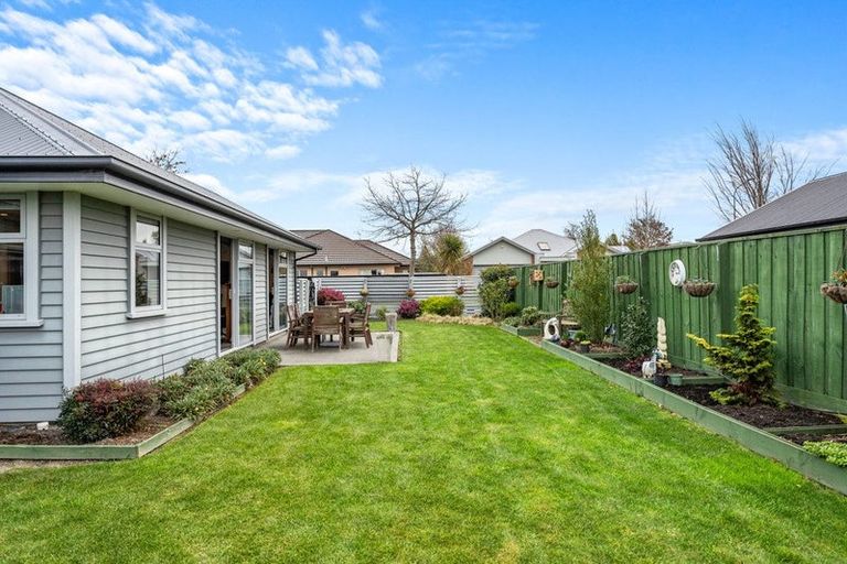 Photo of property in 10 Papawai Drive, Rangiora, 7400