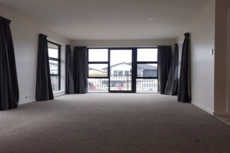 Photo of property in 55 Packard Crescent, Halswell, Christchurch, 8025