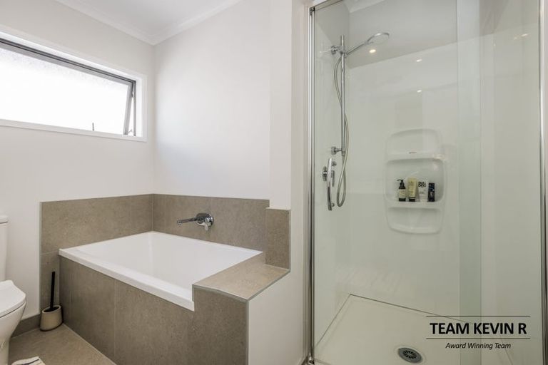 Photo of property in 6 Kapia Road, Westgate, Auckland, 0614