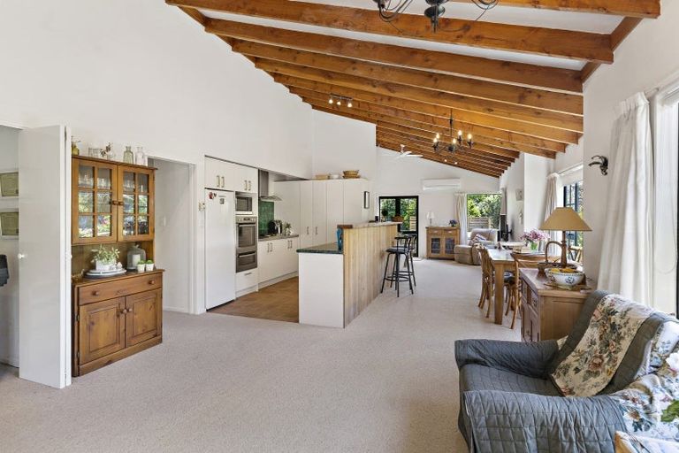 Photo of property in 37 Regent Street, Martinborough, 5711