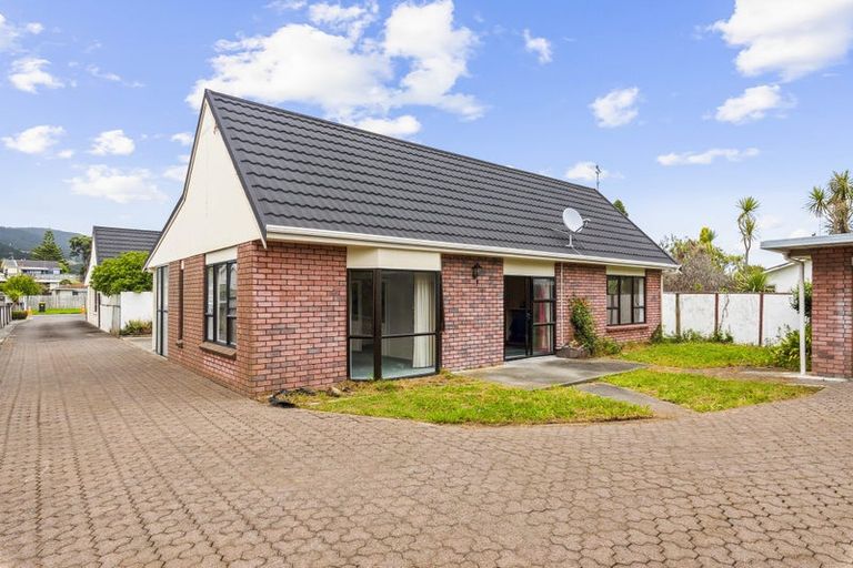 Photo of property in 5a Warrimoo Street, Paraparaumu, 5032