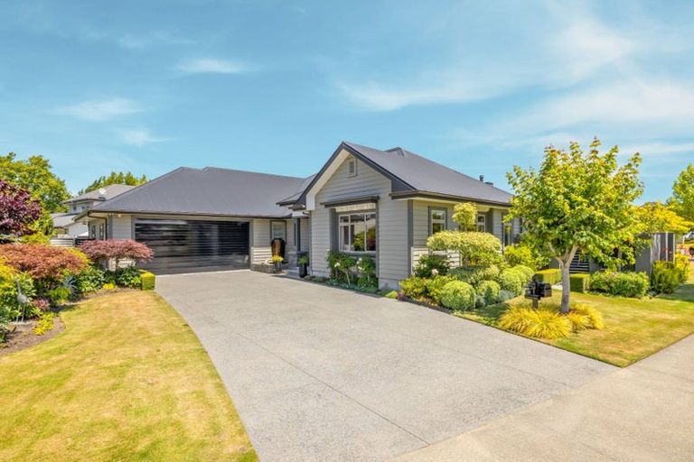 Photo of property in 19 Glen Oaks Drive, Northwood, Christchurch, 8051