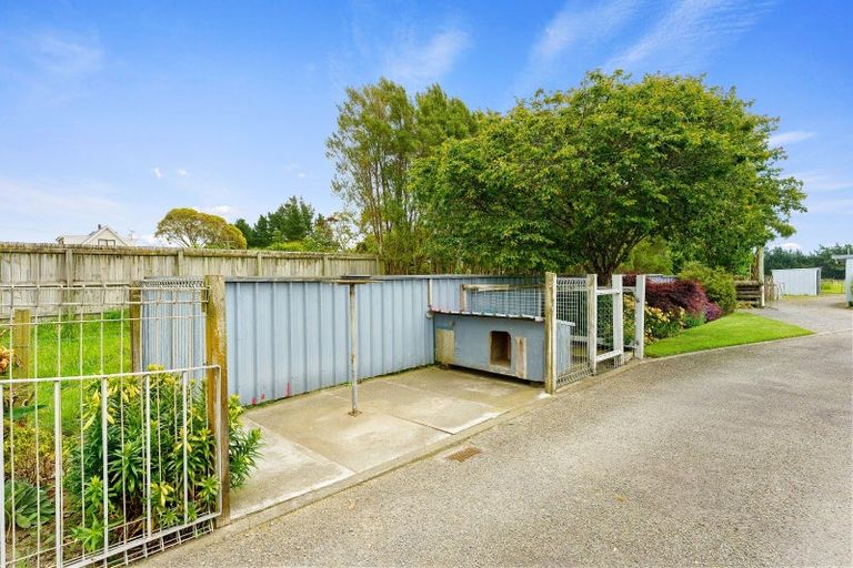 Photo of property in 921 State Highway 1, Te Horo, Otaki, 5581