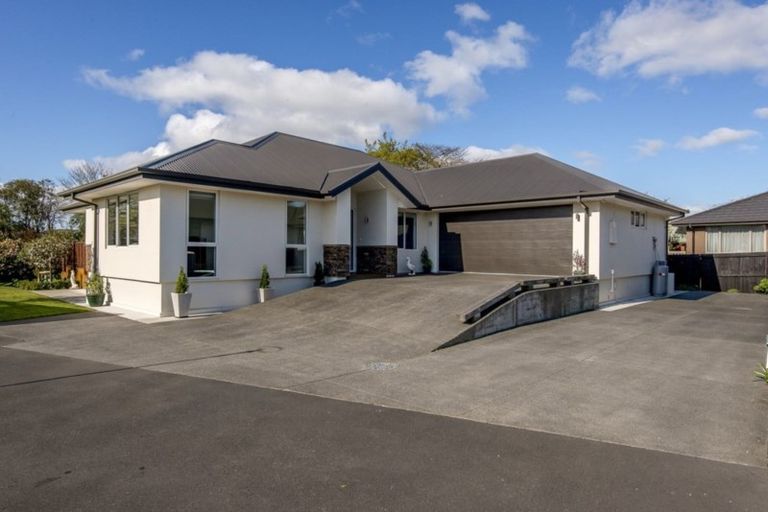 Photo of property in 128 Halswell Junction Road, Halswell, Christchurch, 8025