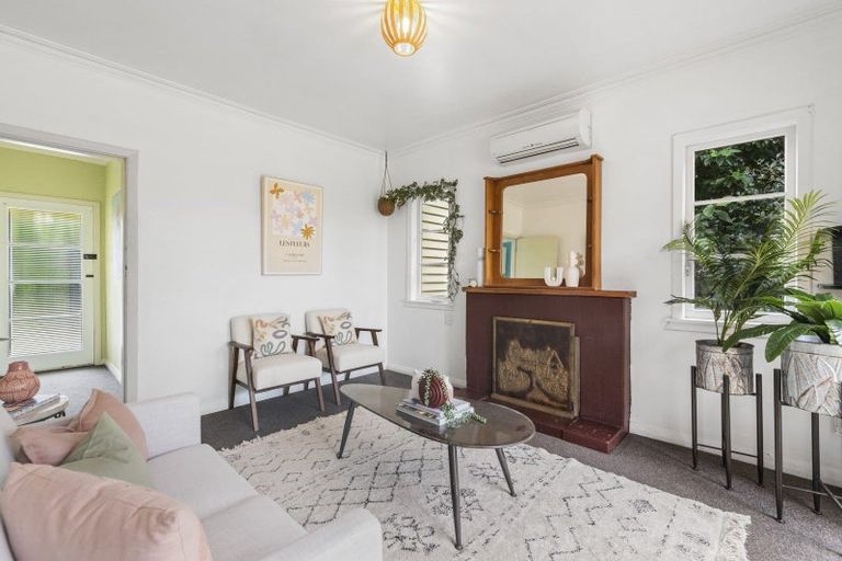 Photo of property in 19 Rutland Street, Levin, 5510