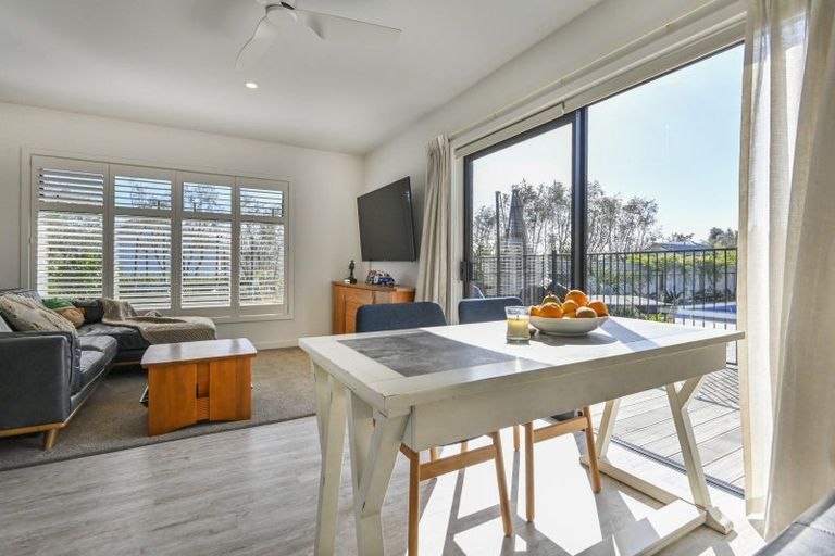 Photo of property in 6 Cape Grove, Haumoana, 4180