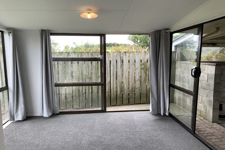 Photo of property in 27 Ngaio Street, Otaki Beach, Otaki, 5512