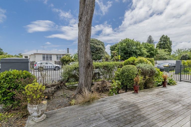 Photo of property in 60a Te Rauparaha Street, Otaki, 5512