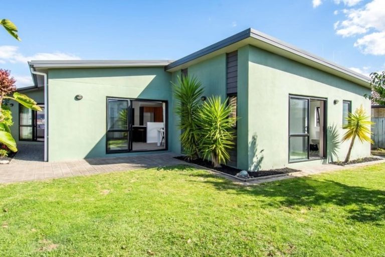 Photo of property in 305 Carmichael Road, Brookfield, Tauranga, 3110