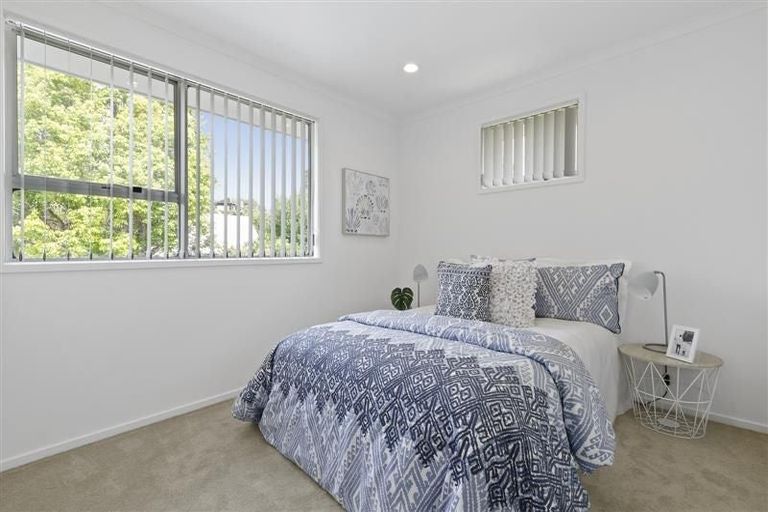 Photo of property in 83 Advene Road, Cockle Bay, Auckland, 2014