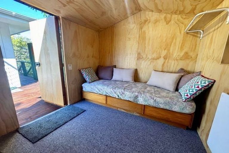 Photo of property in 1/94 Oxford Street, Lyttelton, 8082