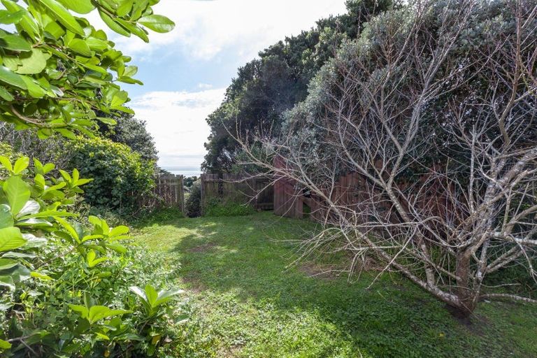 Photo of property in 116 Wellington Road, Paekakariki, 5034