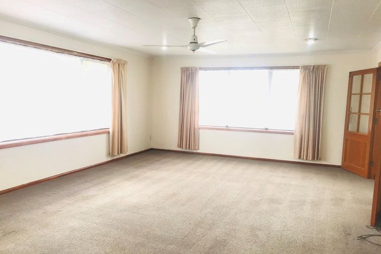 Photo of property in 4 Shirldale Place, Avonhead, Christchurch, 8042