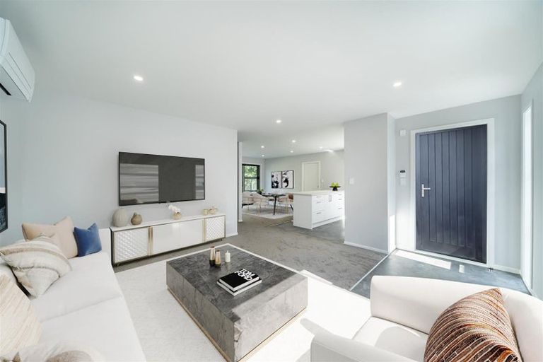 Photo of property in 4b Pohutukawa Street, Woburn, Lower Hutt, 5010