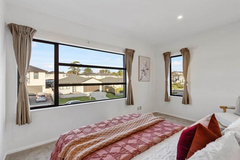 Photo of property in 7c Mcquoids Road, Flat Bush, Auckland, 2019