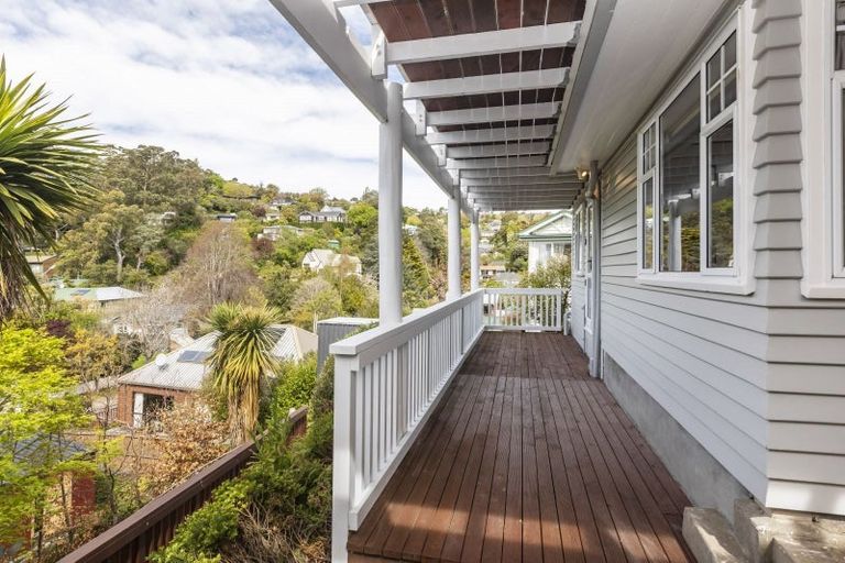 Photo of property in 18 Valley Road, Cashmere, Christchurch, 8022