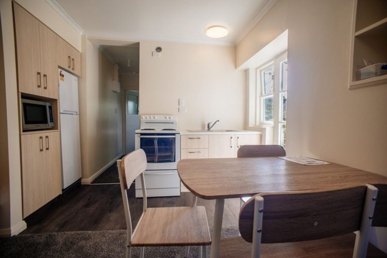 Photo of property in 35 Heriot Row, Dunedin Central, Dunedin, 9016