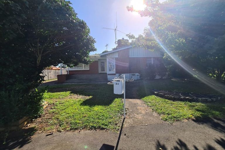 Photo of property in 24 Helena Road, Hillcrest, Hamilton, 3216
