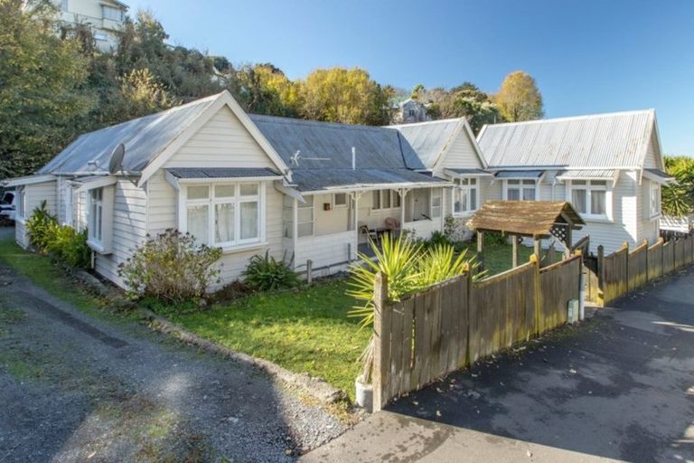 Photo of property in 37 Shakespeare Road, Bluff Hill, Napier, 4110