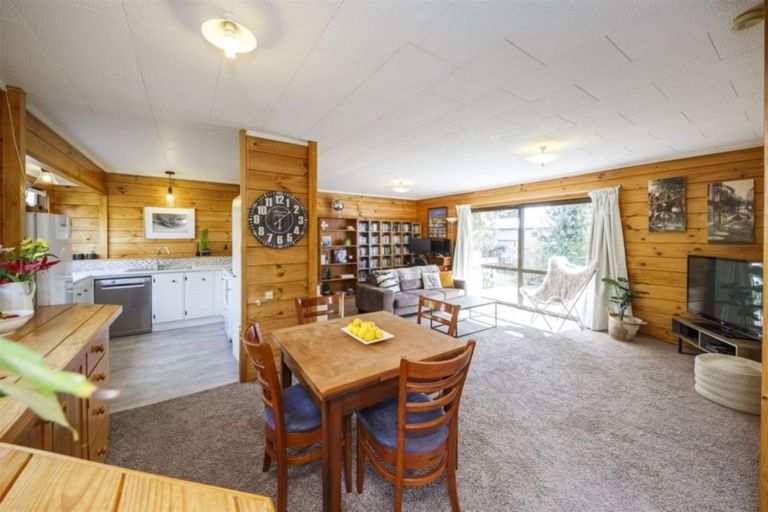 Photo of property in 14 College Street, Awapuni, Palmerston North, 4412