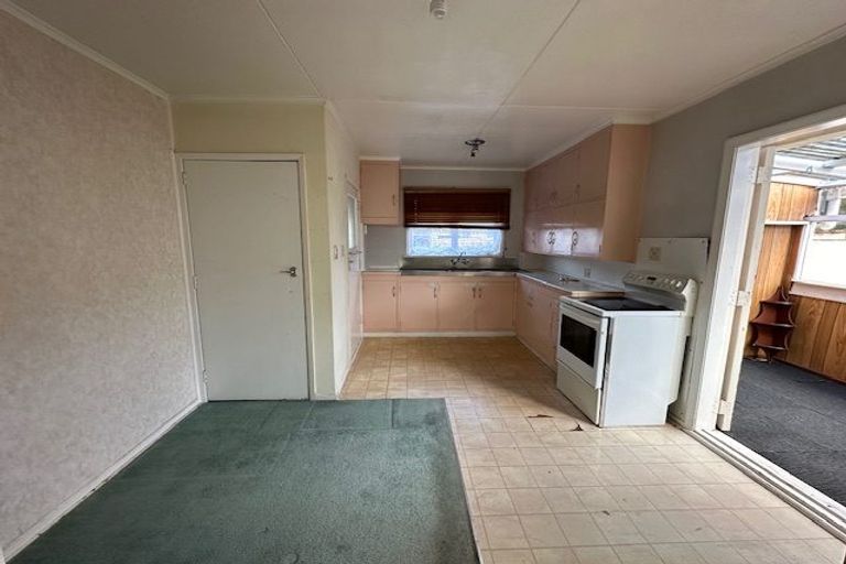 Photo of property in 49 Westminster Road, Wainuiomata, Lower Hutt, 5014