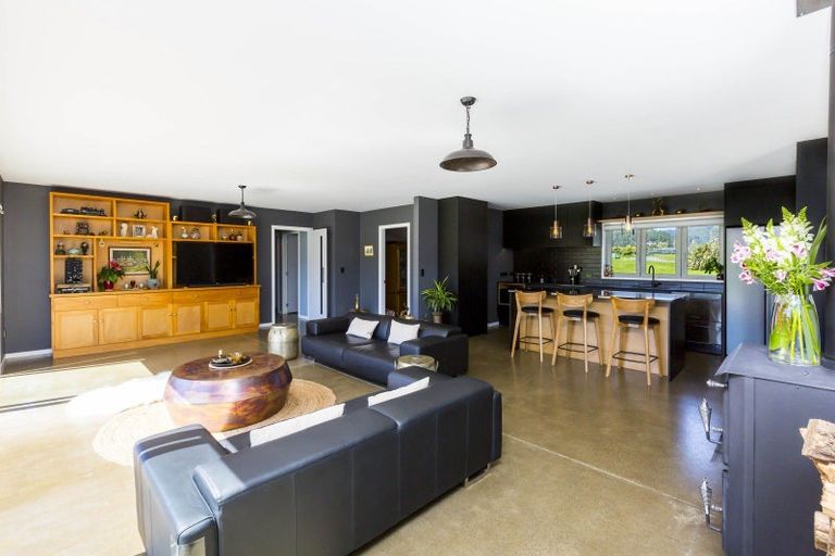 Photo of property in 80b Gilbert Road, Kaitoke, Upper Hutt, 5018