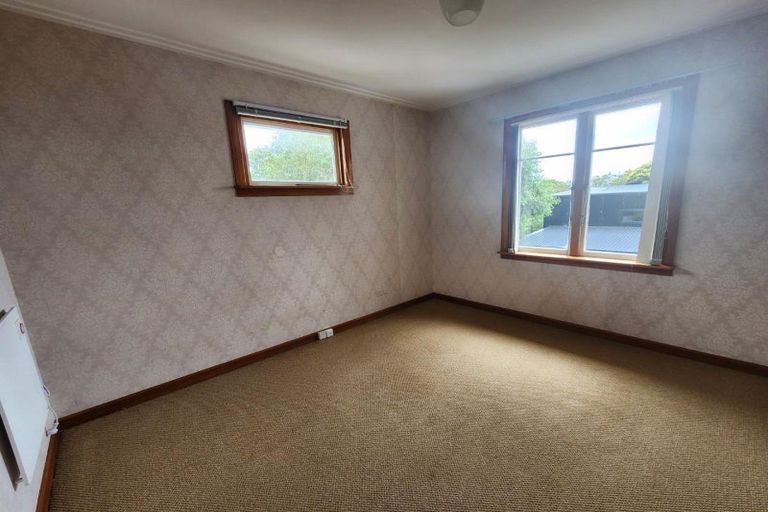 Photo of property in 28 Bayly Road, Moturoa, New Plymouth, 4310