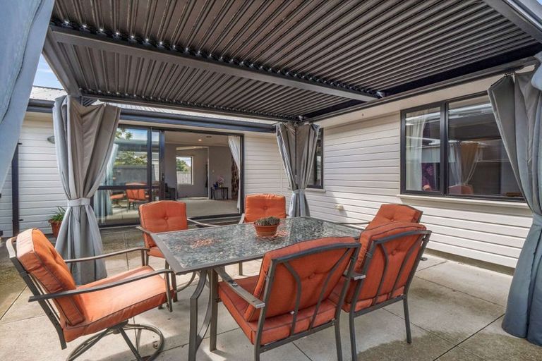 Photo of property in 14 Portchester Street, Aranui, Christchurch, 8061