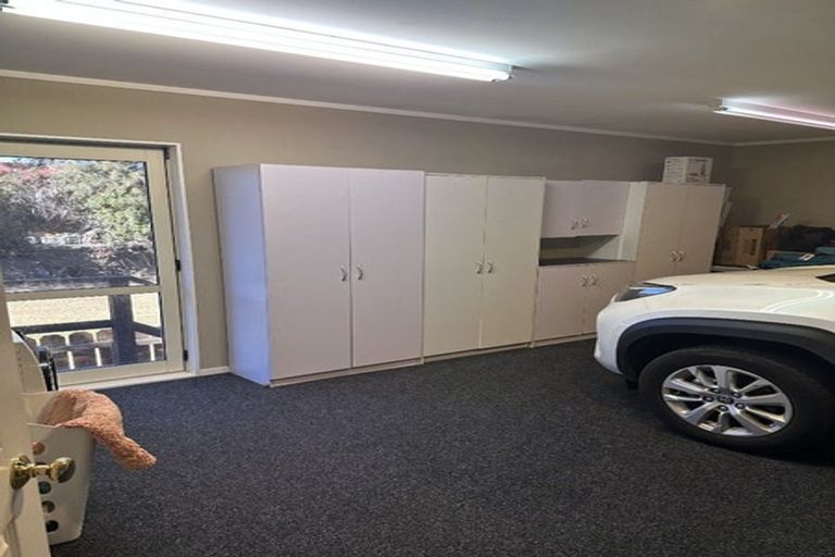 Photo of property in 2/16 Belgate Place, Somerville, Auckland, 2014