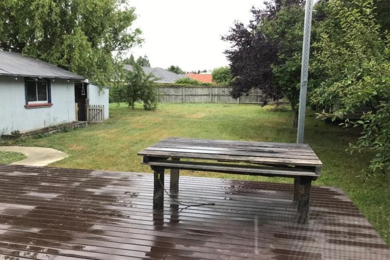 Photo of property in 12 Park Avenue, Oxford, 7430