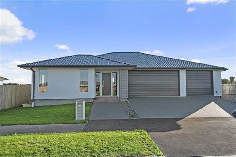 Photo of property in 4 Kingsbridge West, Burwood, Christchurch, 8083