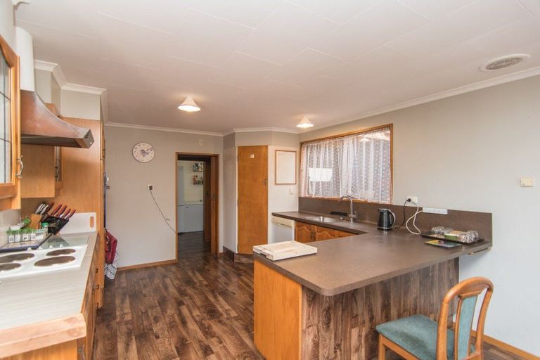 Photo of property in 32 Thackeray Street, Saint Andrews, 7988